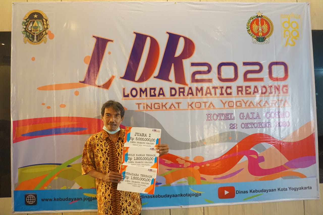 Kontingen Kecamatan  Mergangsan Raih Juara Umum Lomba Dramatic Reading Tingkat Kota Yogyakarta Tahun 2020