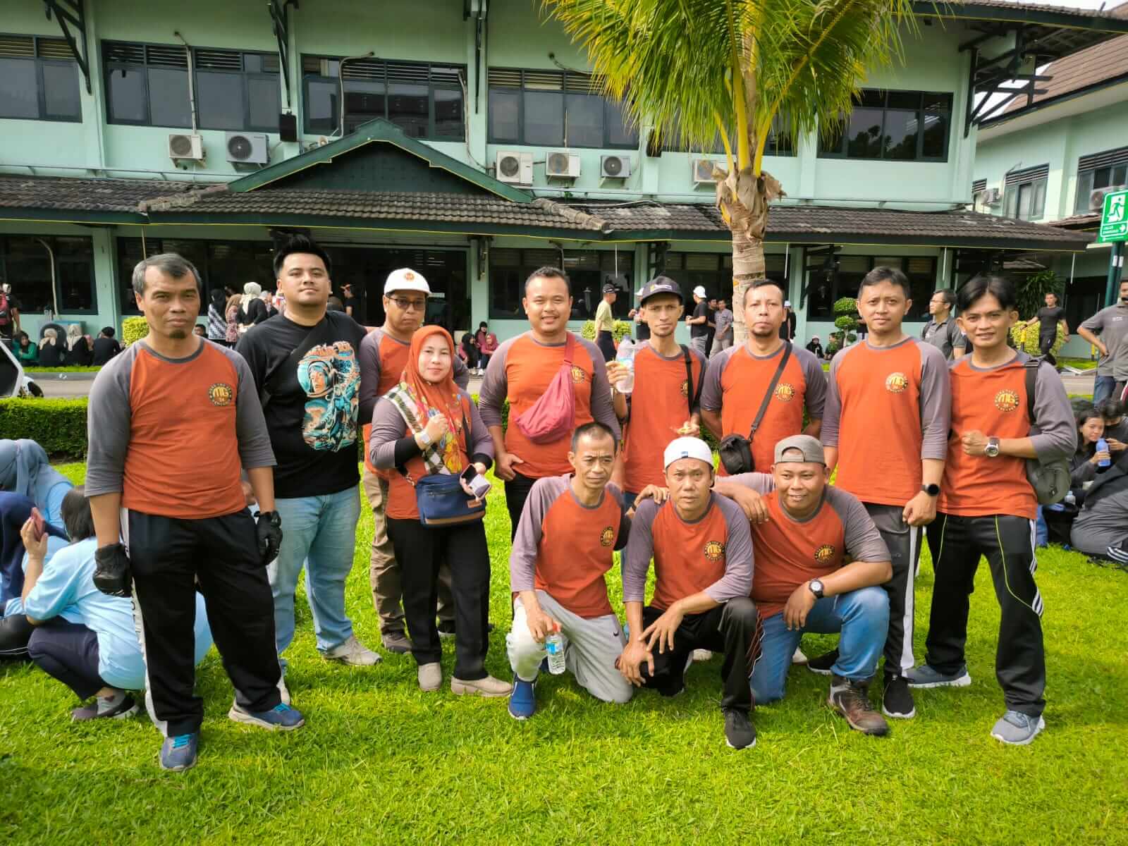 Karyawan Kemantren Mergangsan Turut Mengikuti Lomba Olahraga Tradisional Dalam Rangka HUT Ke-53 KORPRI